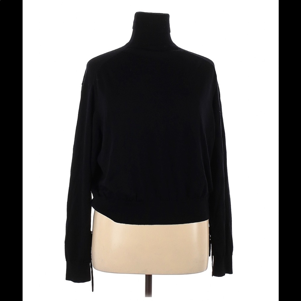 Uniqlo x jw Anderson black sweater with ties L
